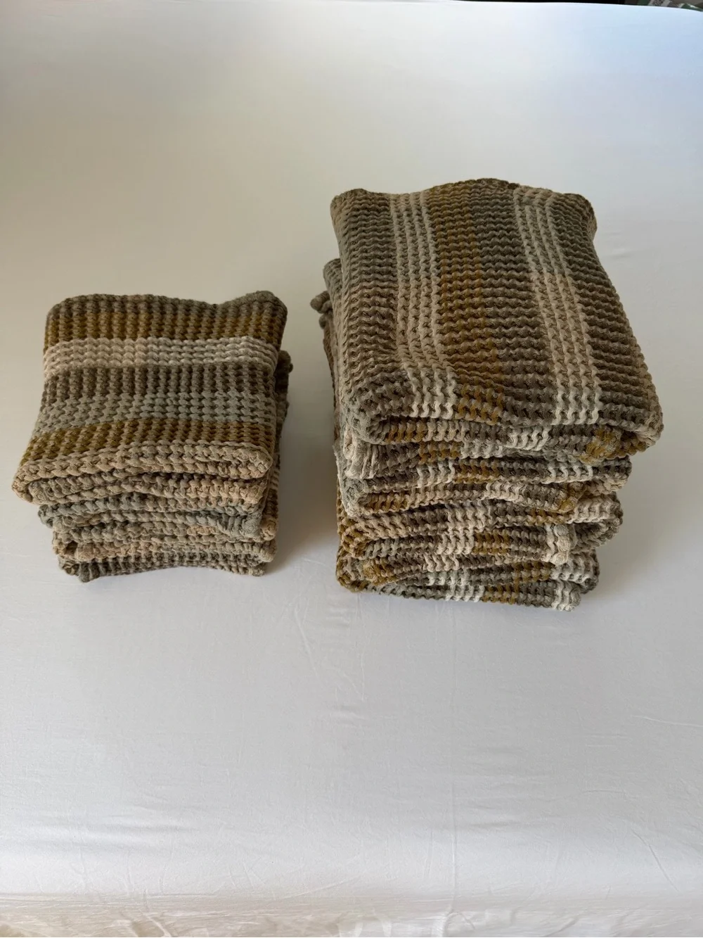 Parachute organic plaid